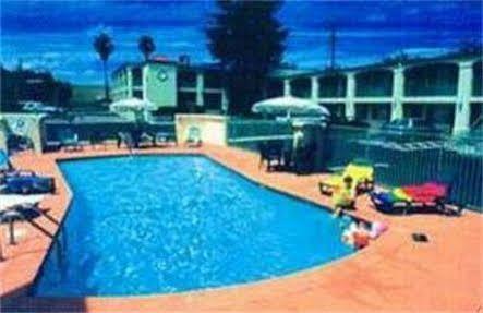 Red Lion Inn & Suites Реддинг Экстерьер фото