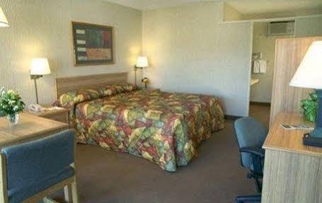 Red Lion Inn & Suites Реддинг Экстерьер фото