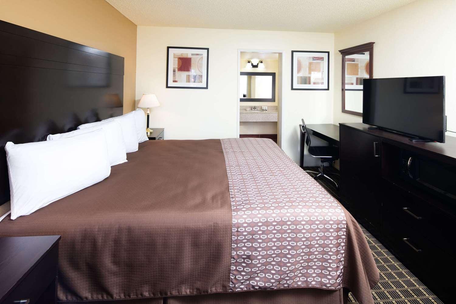 Red Lion Inn & Suites Реддинг Экстерьер фото